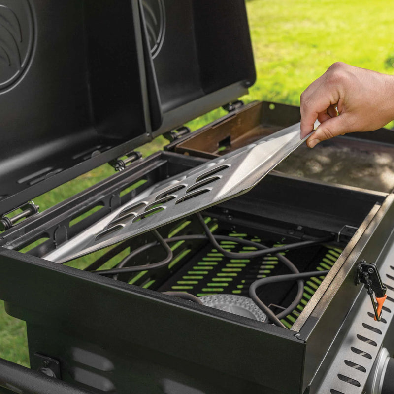 Blackstone 17" On The Go Tailgaiter Griddle/Grill Combo