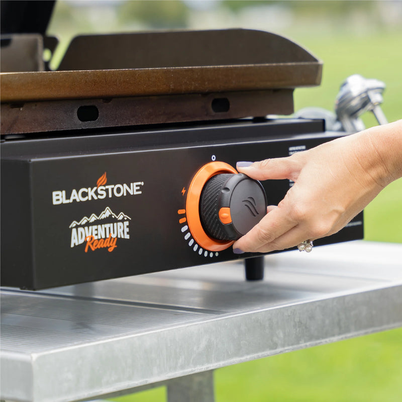 Blackstone 17" Adventure Ready Griddle W / Hard Cover And Carry Bag