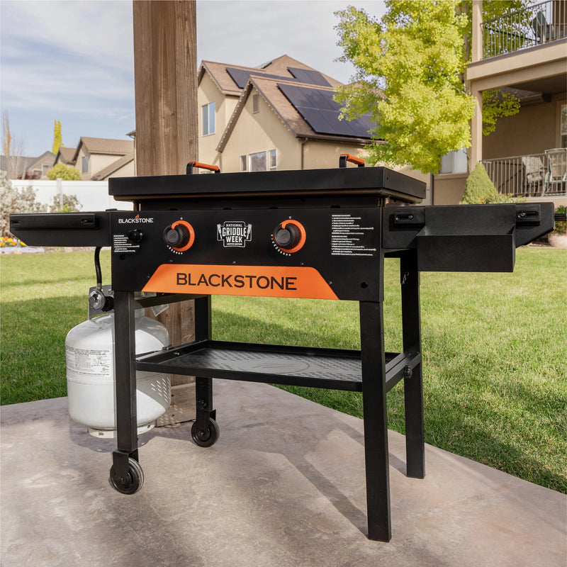 Blackstone 28" Limited Edition Omnivore Griddle W / Limited Edition Black Spatula Set & Premium Soft Cover