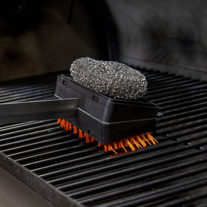 Oklahoma Joe's Blacksmith Combo Grill Brush OJ2260038